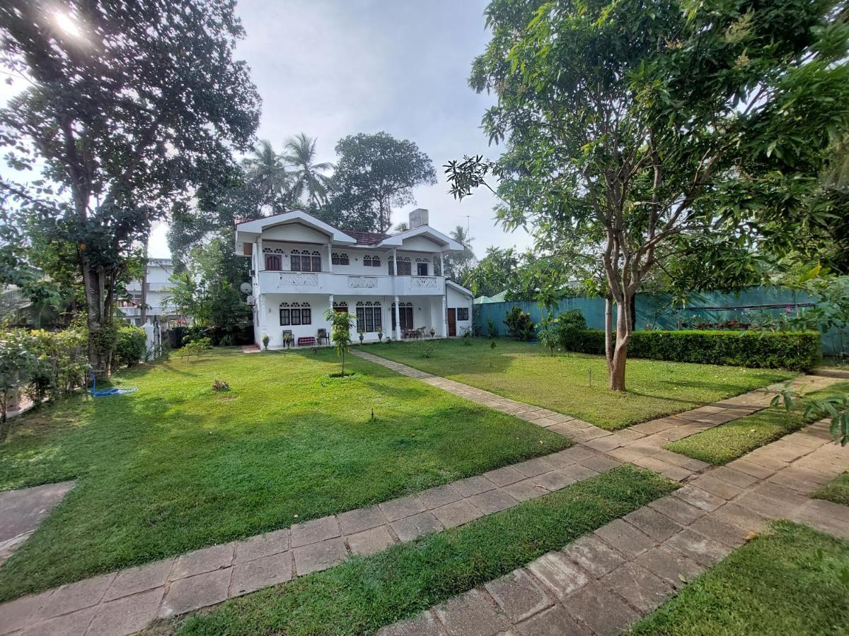 Gudsmith Home Negombo Ngoại thất bức ảnh