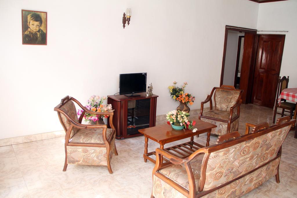 Gudsmith Home Negombo Ngoại thất bức ảnh
